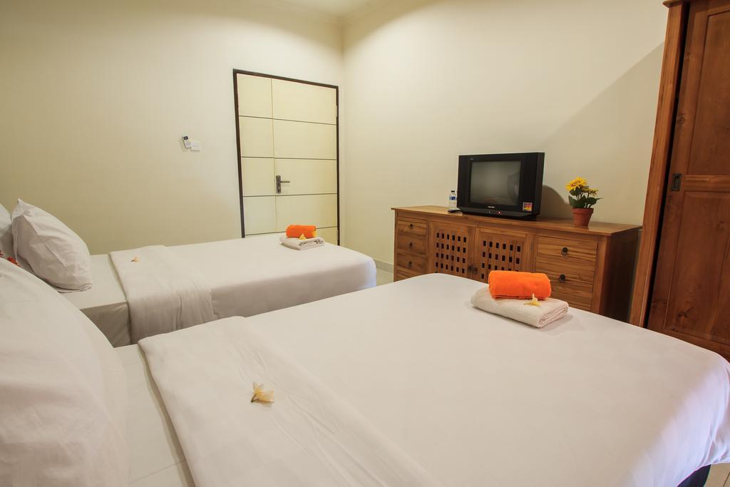 Ivanka Airport Inn Kuta Lombok Dış mekan fotoğraf