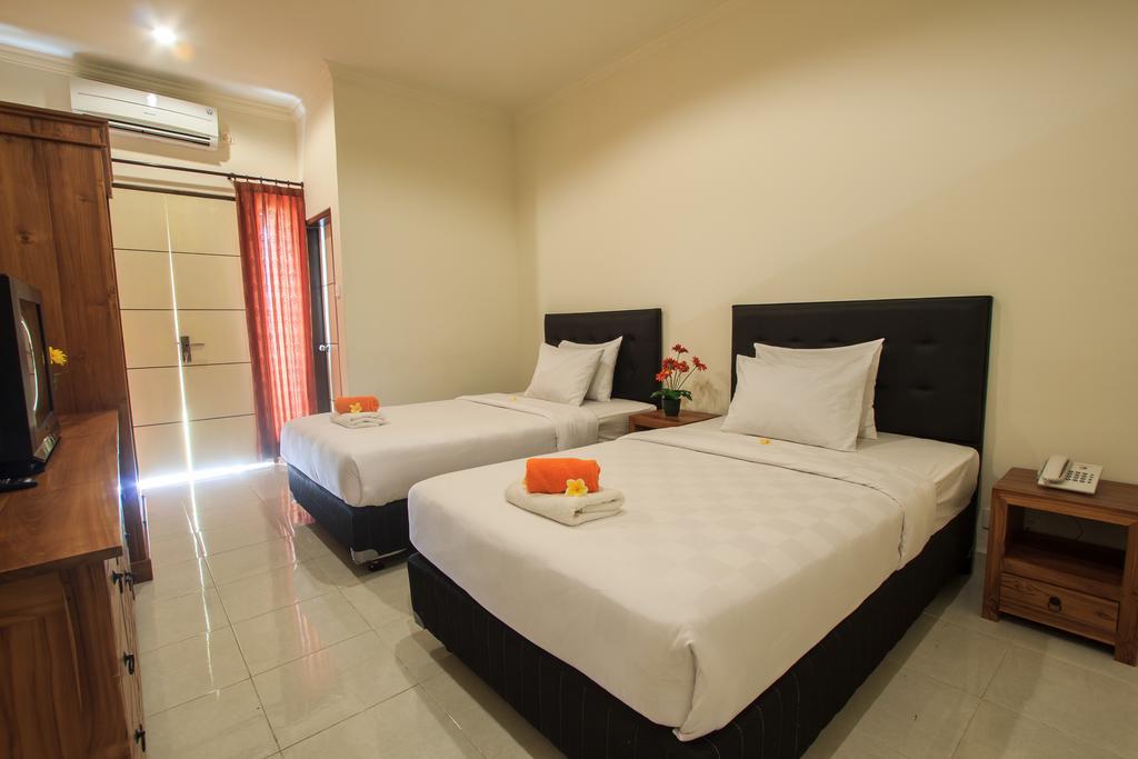 Ivanka Airport Inn Kuta Lombok Dış mekan fotoğraf