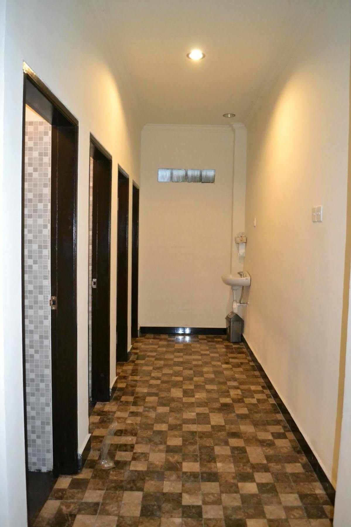 Ivanka Airport Inn Kuta Lombok Dış mekan fotoğraf